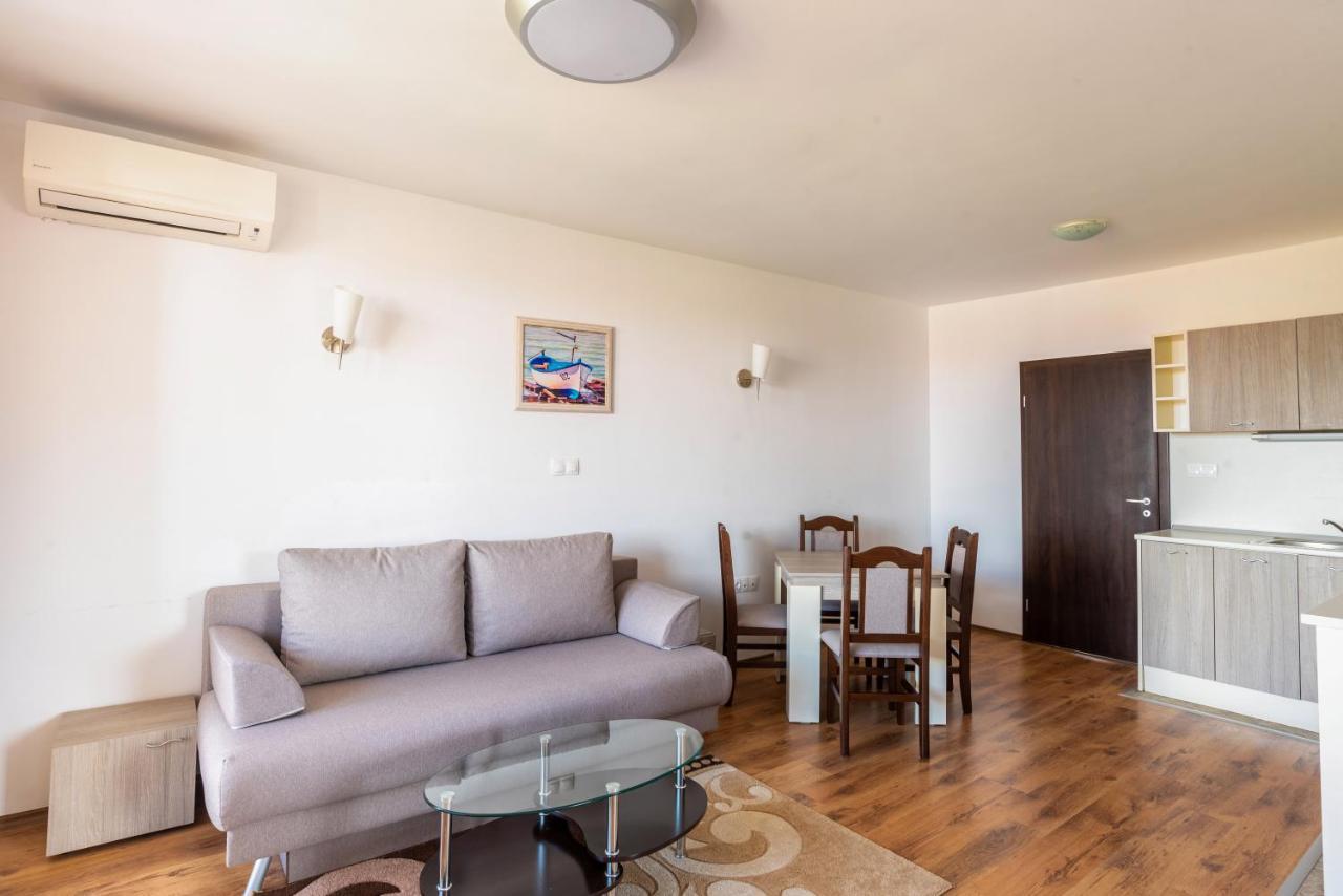 Boutique Wellness Hotel Ambrosia Chernomorets Exterior photo